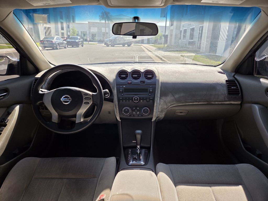 2012 Nissan Altima Image 18