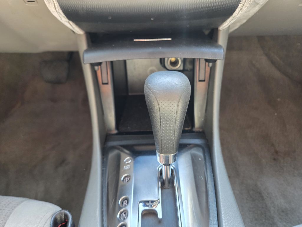 2012 Nissan Altima Image 23