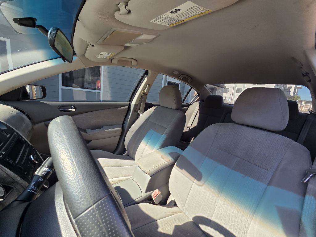 2012 Nissan Altima Image 35