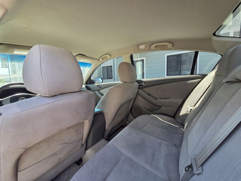 2012 Nissan Altima Image 37