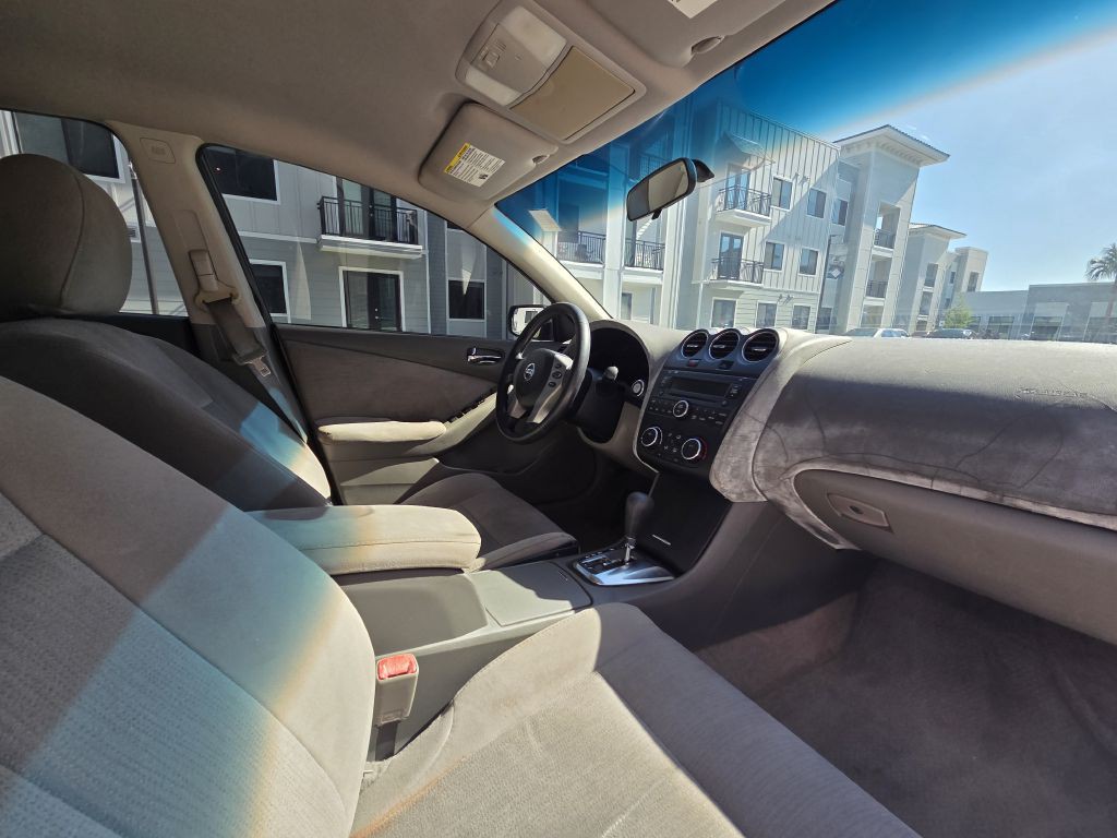 2012 Nissan Altima Image 43