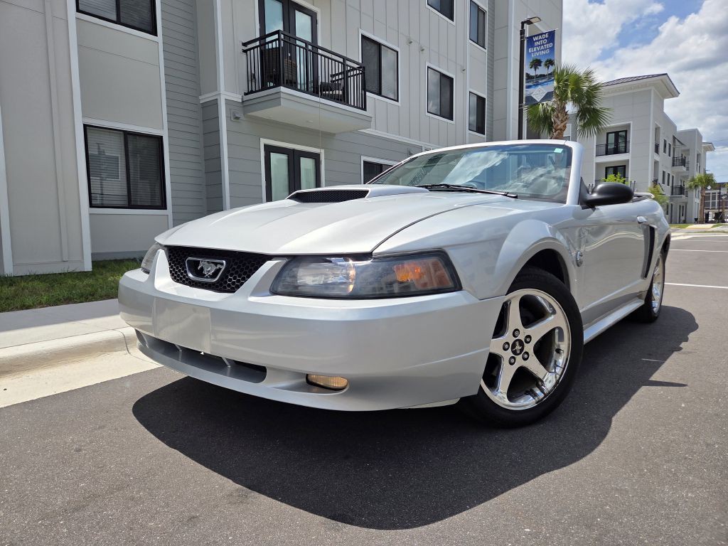 2004 Ford Mustang Image 2