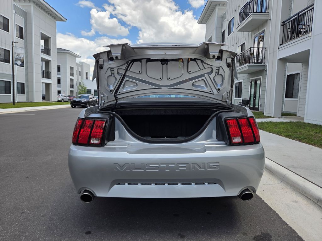 2004 Ford Mustang Image 21