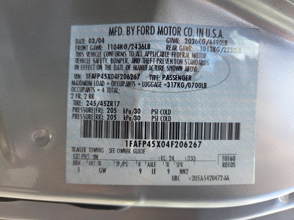 2004 Ford Mustang Image 24