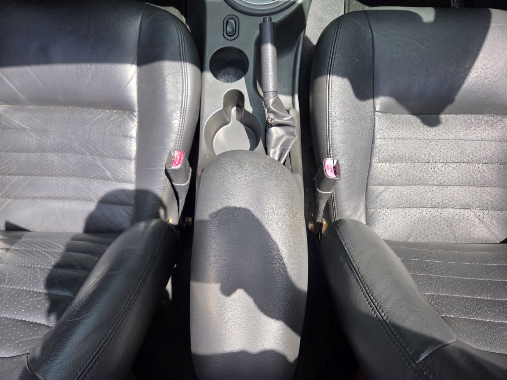 2004 Ford Mustang Image 45