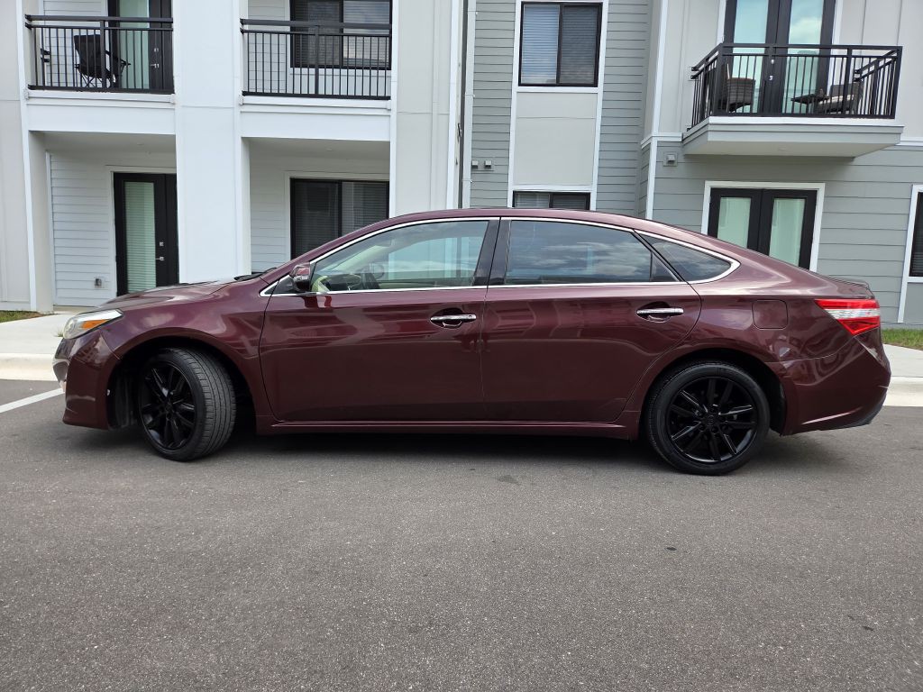 2013 Toyota Avalon Image 8