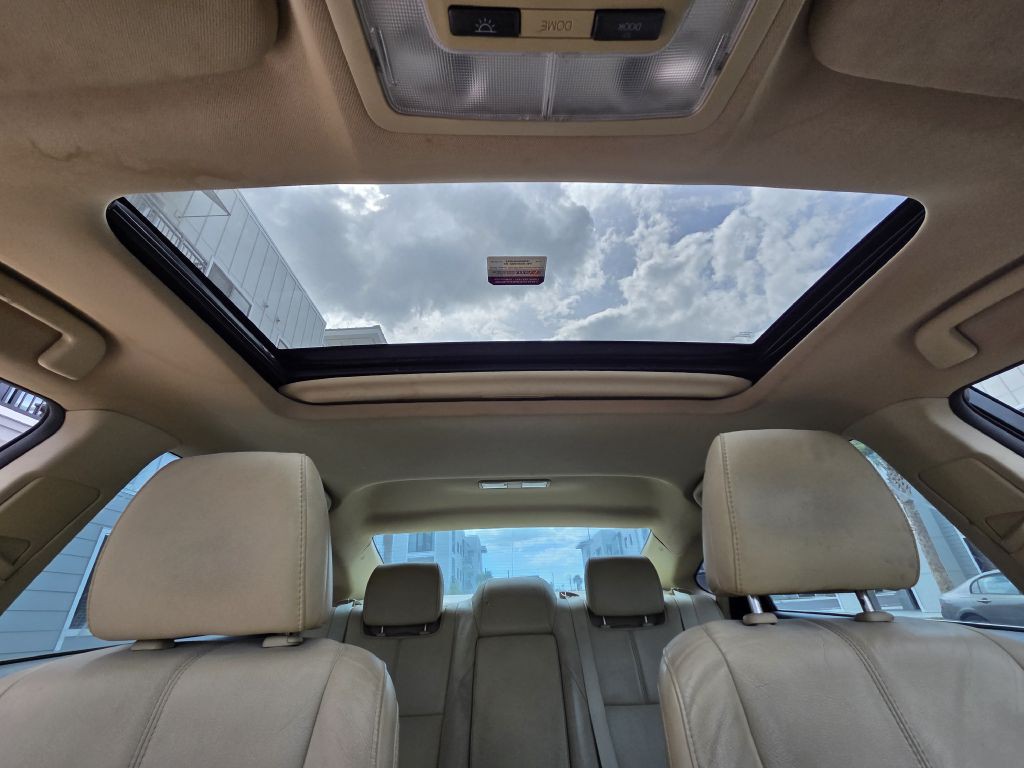 2013 Toyota Avalon Image 13