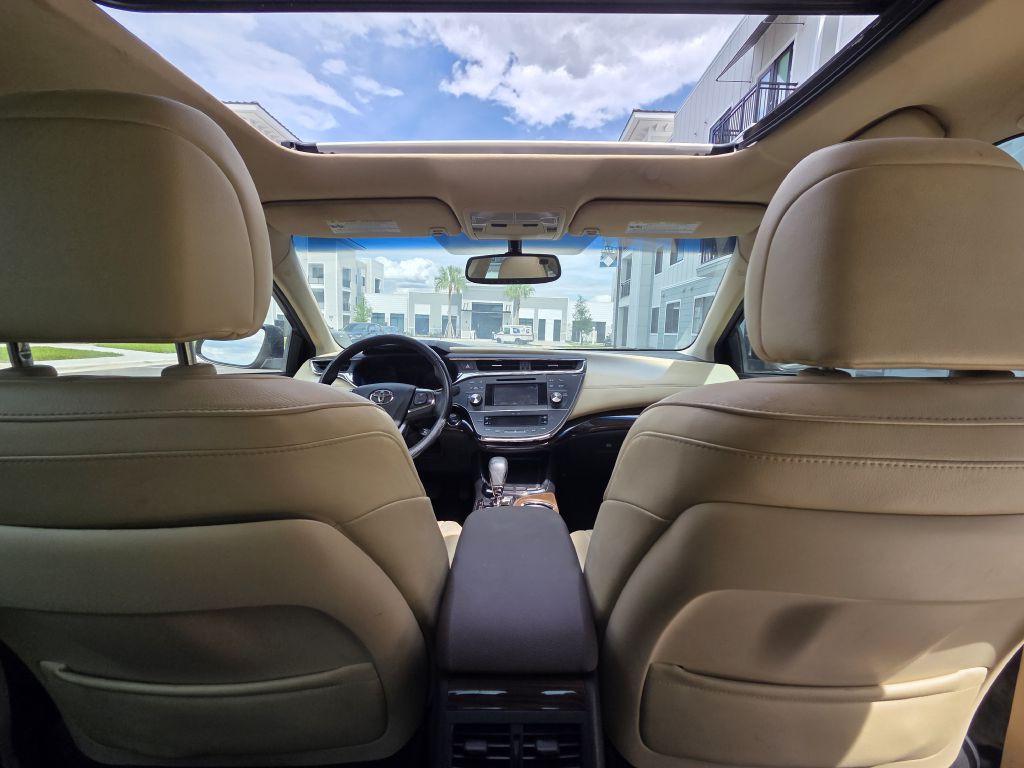 2013 Toyota Avalon Image 17