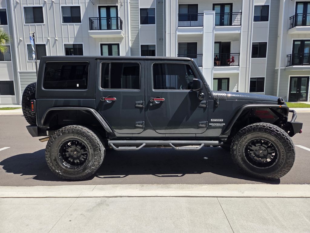 2017 Jeep Wrangler Unlimited Image 5