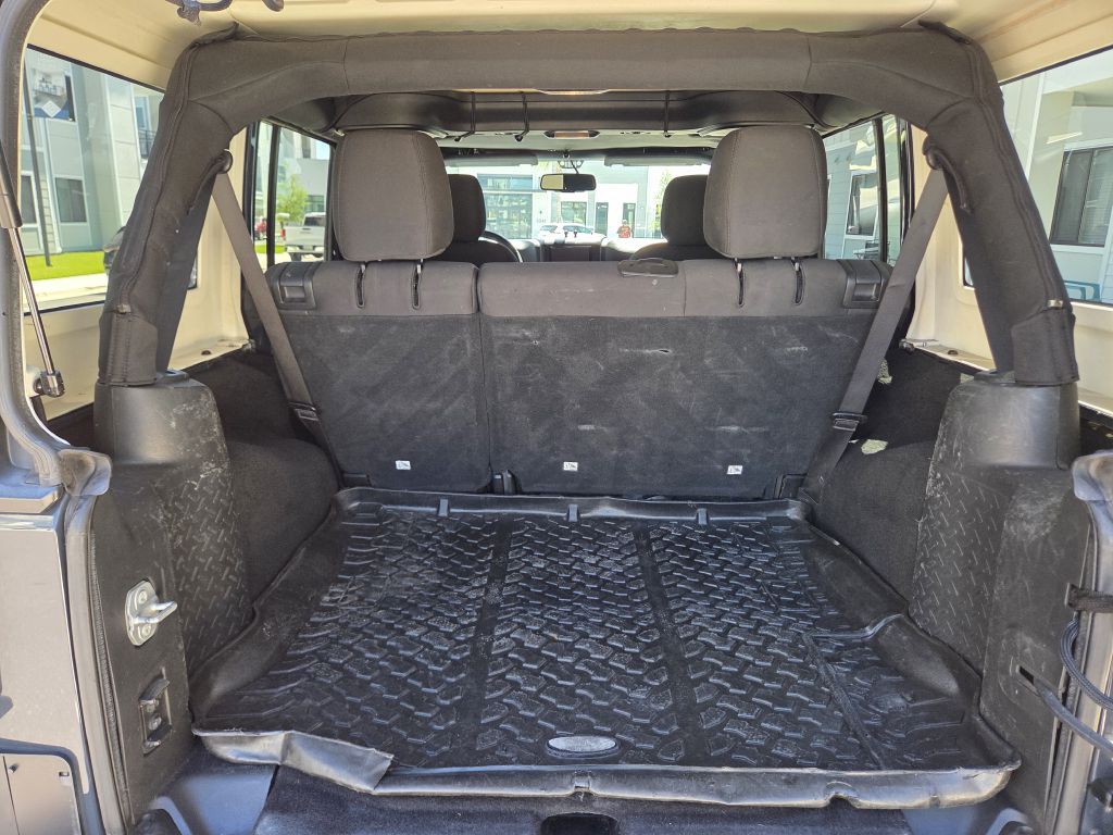 2017 Jeep Wrangler Unlimited Image 14