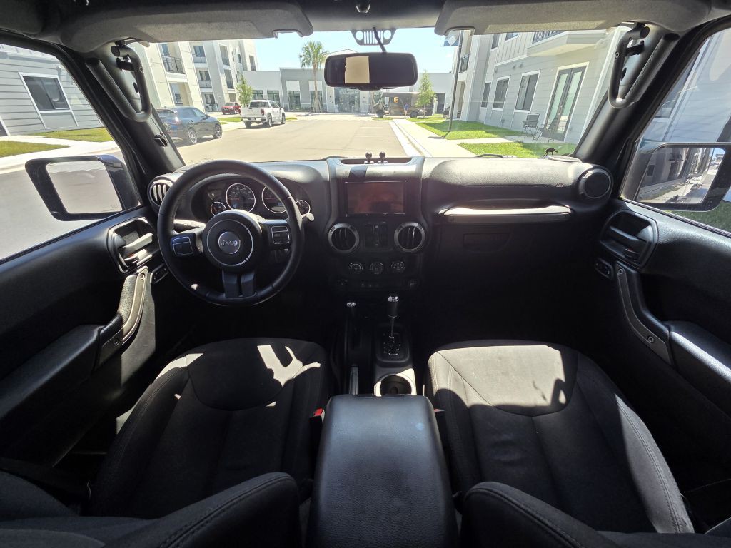2017 Jeep Wrangler Unlimited Image 19