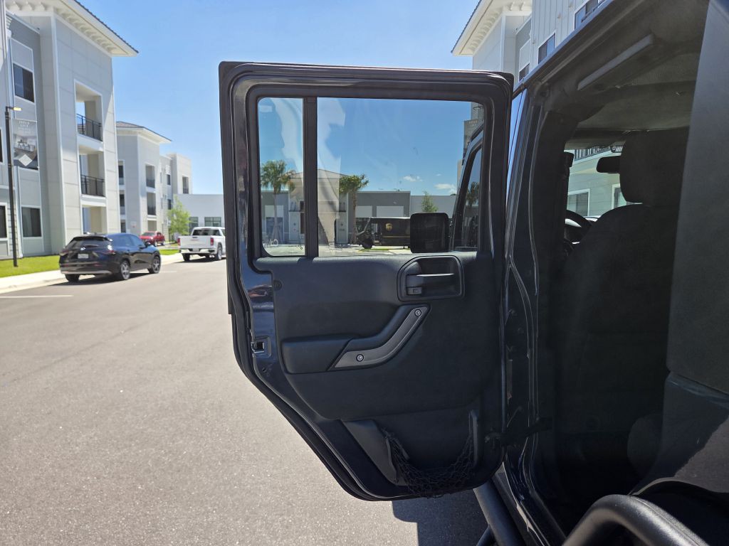 2017 Jeep Wrangler Unlimited Image 36