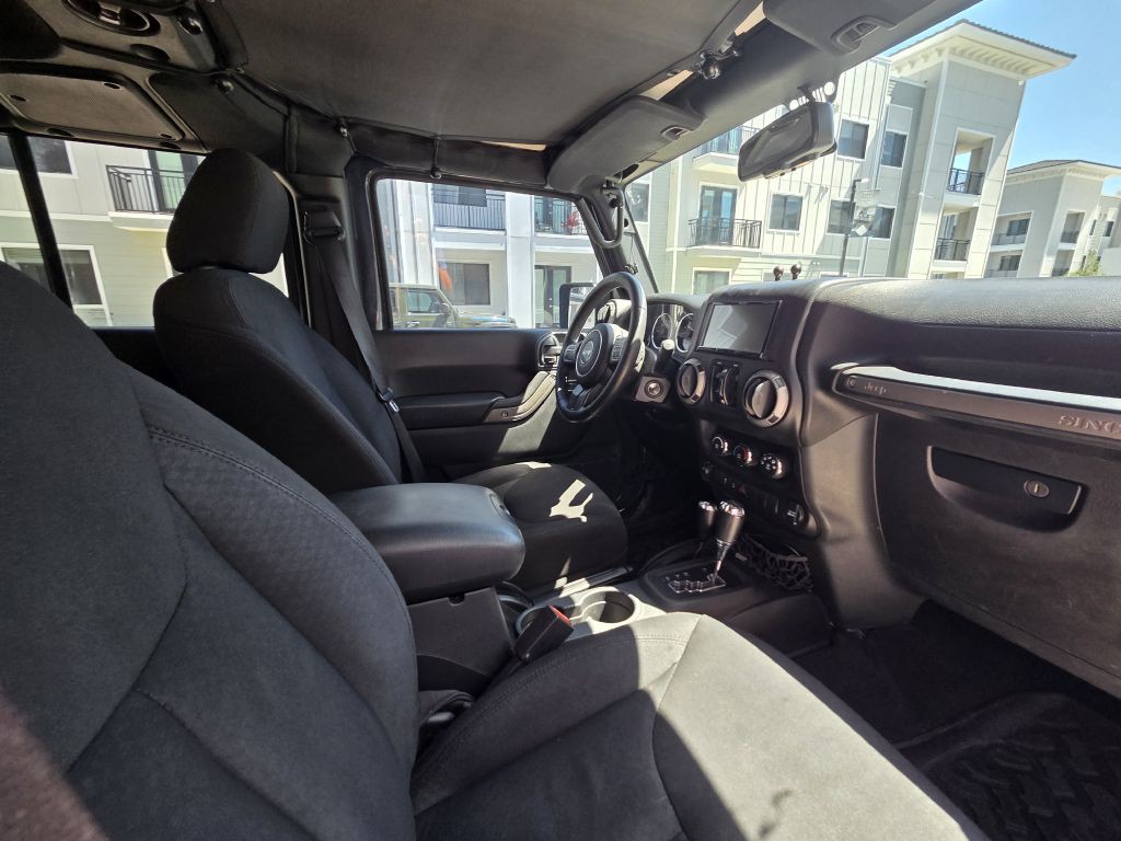 2017 Jeep Wrangler Unlimited Image 43