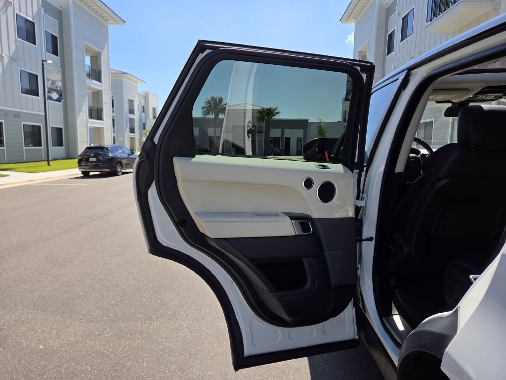 2016 Land Rover Range Rover Sport Image 39