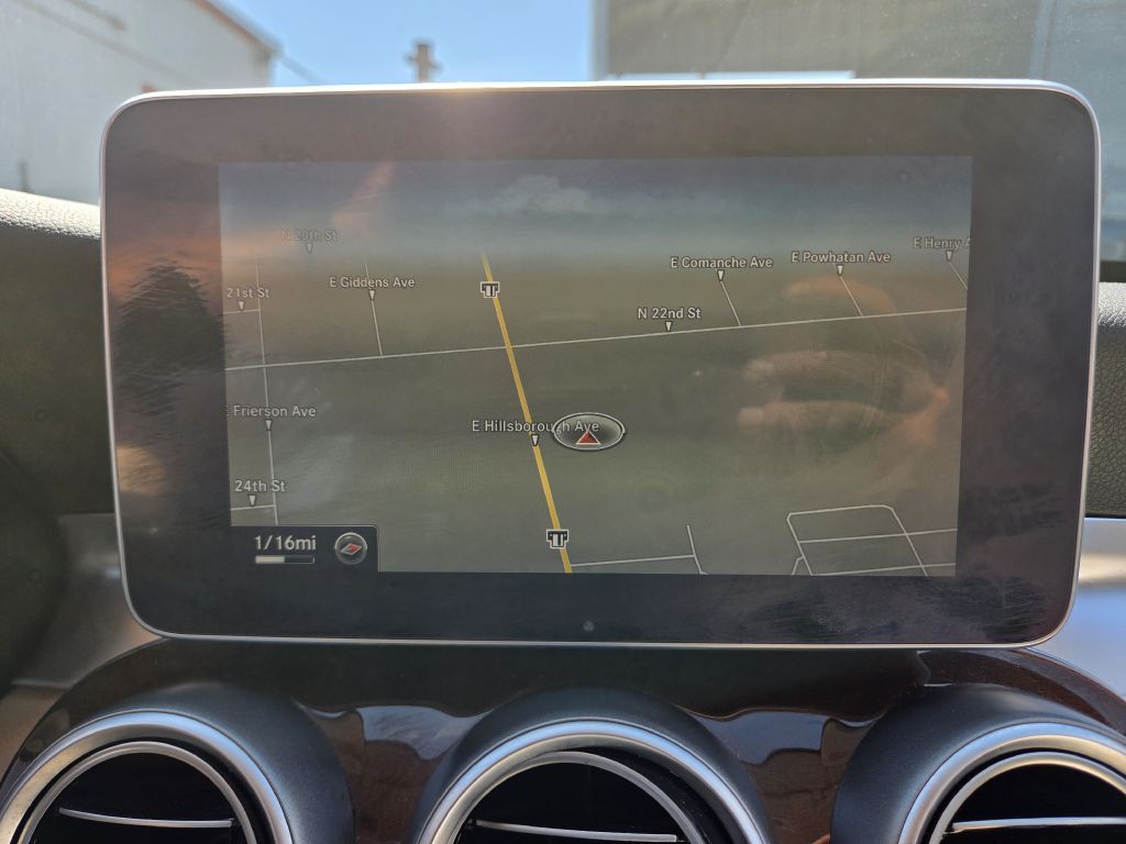 2016 Mercedes-Benz C-Class Image 21