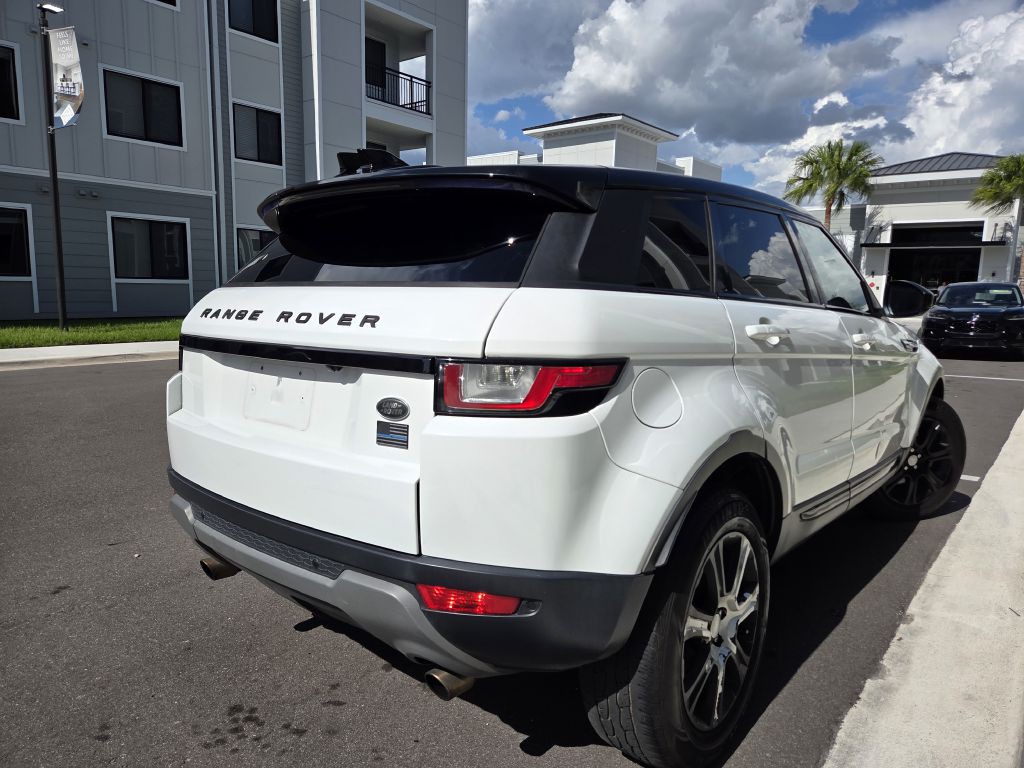 2016 Land Rover Range Rover Evoque Image 6