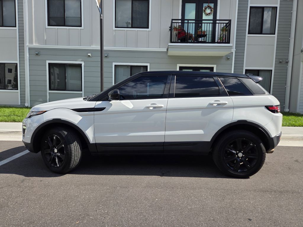 2016 Land Rover Range Rover Evoque Image 9