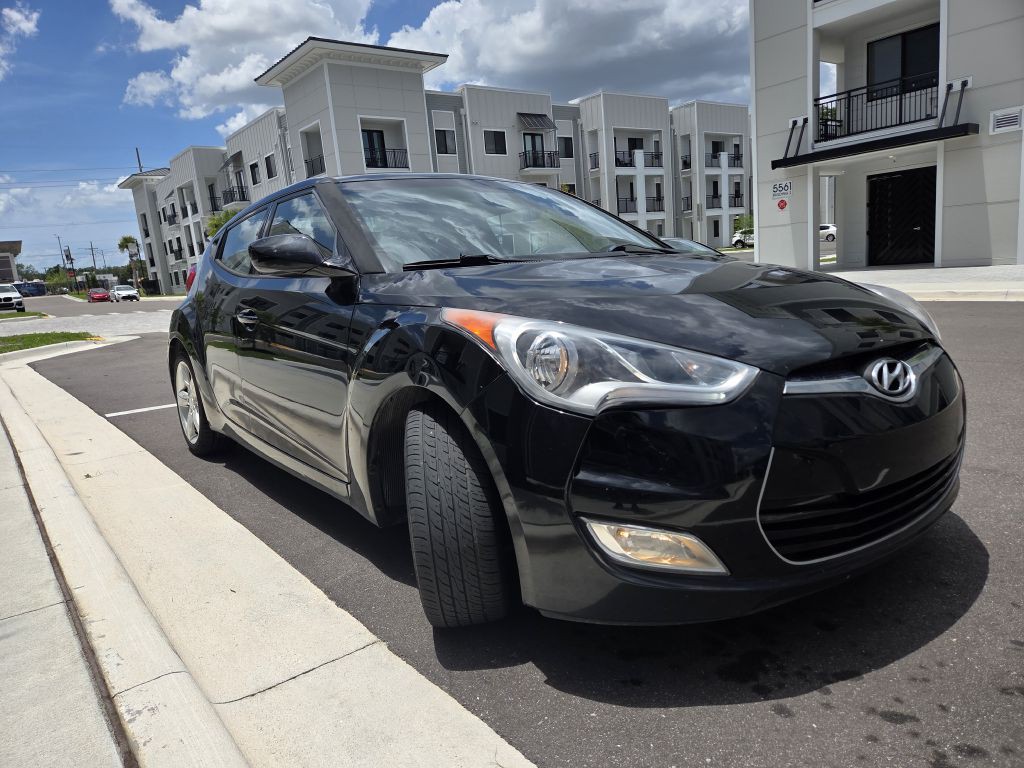 2014 Hyundai Veloster Image 4