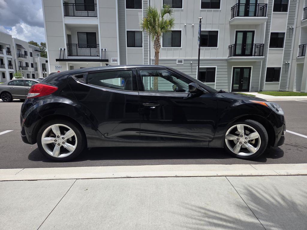 2014 Hyundai Veloster Image 5