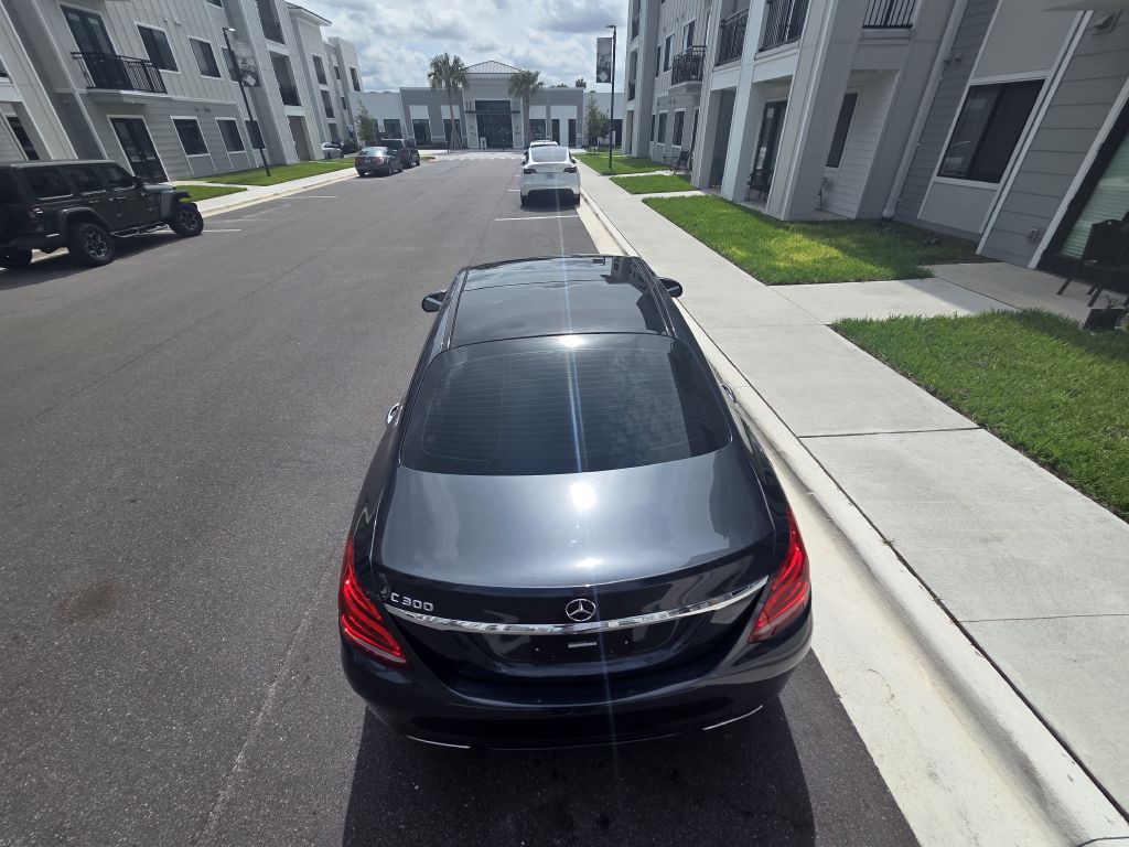 2015 Mercedes-Benz C-Class Image 8