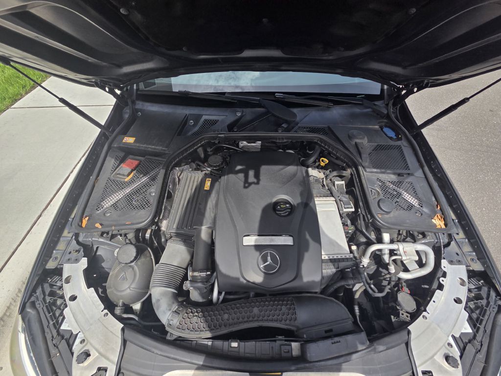 2015 Mercedes-Benz C-Class Image 13