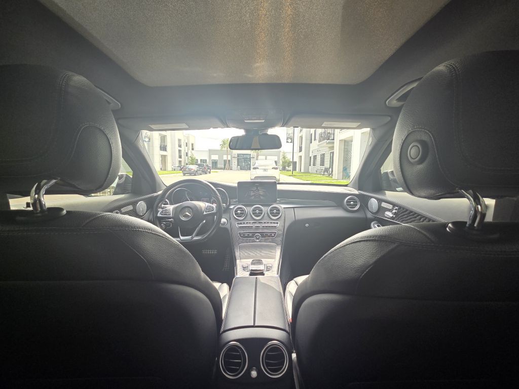 2015 Mercedes-Benz C-Class Image 16
