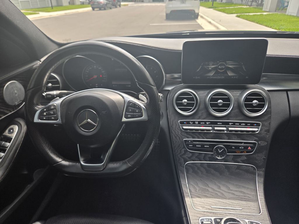 2015 Mercedes-Benz C-Class Image 20