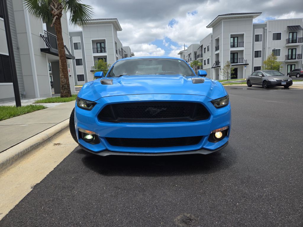 2017 Ford Mustang Image 2