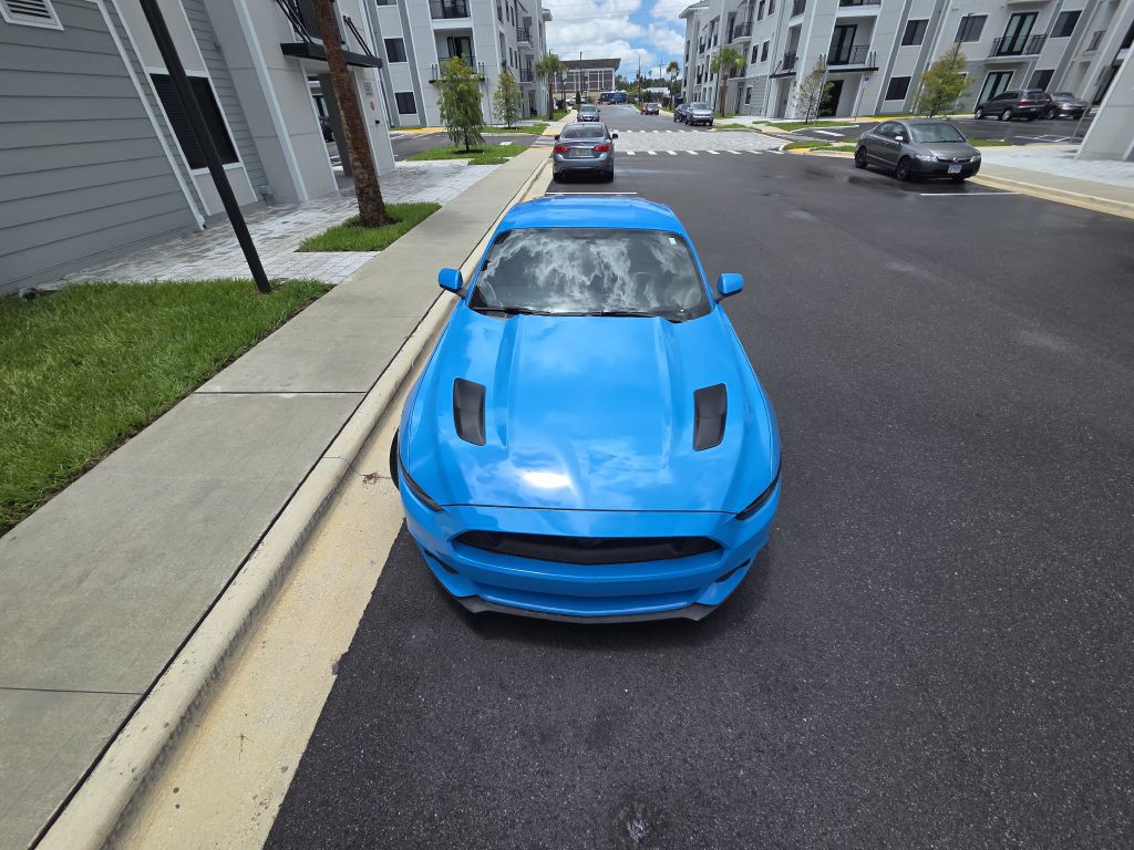 2017 Ford Mustang Image 3