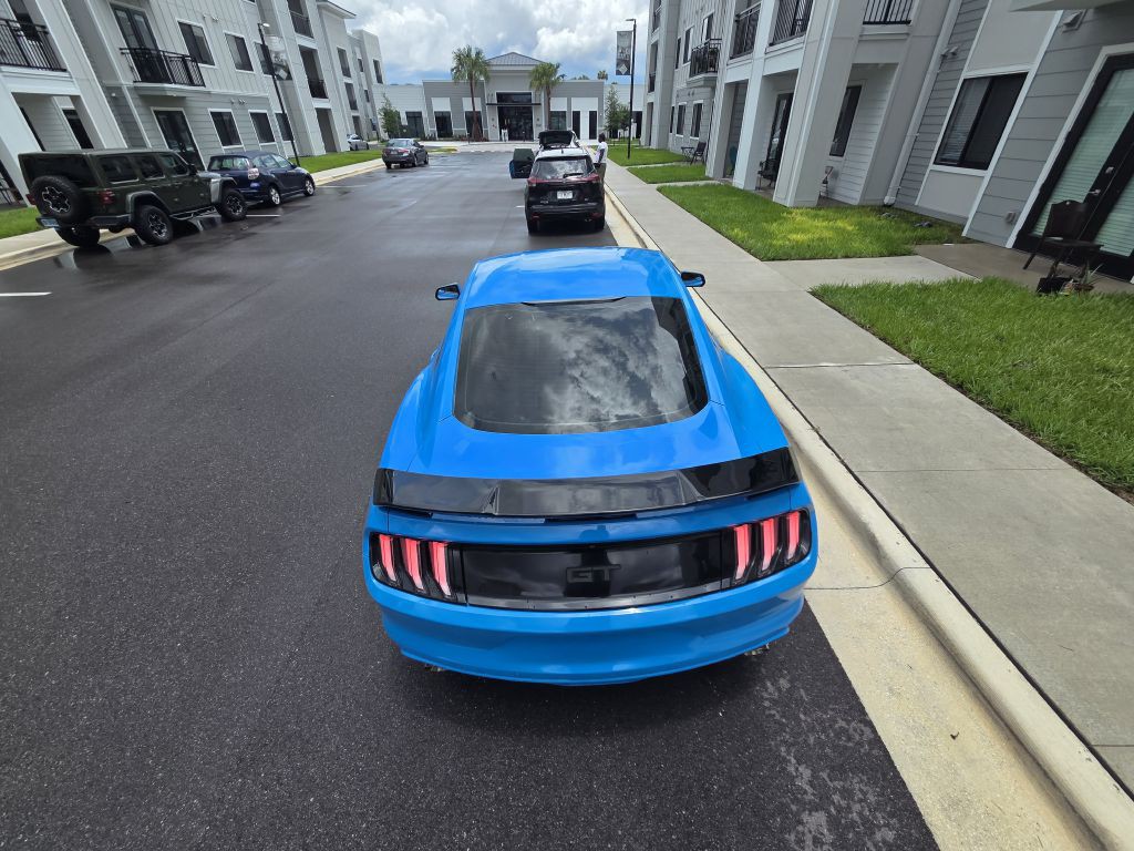 2017 Ford Mustang Image 8