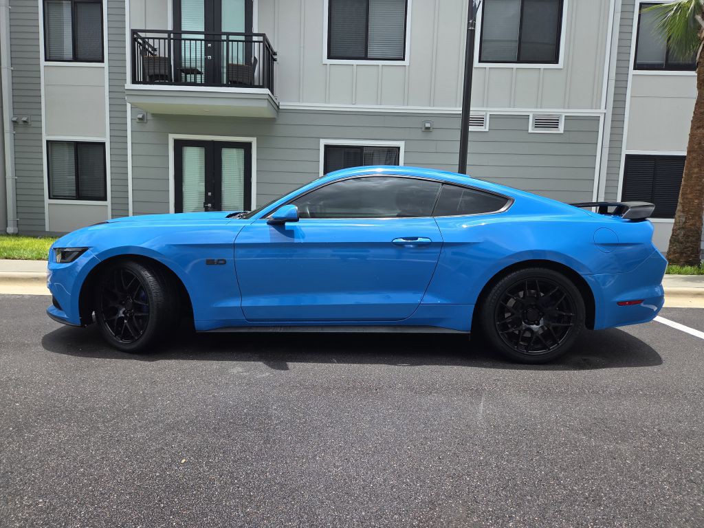 2017 Ford Mustang Image 10