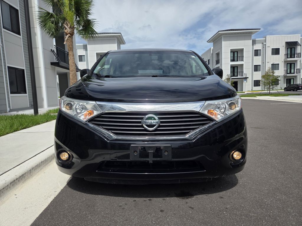 2013 Nissan Quest Image 2
