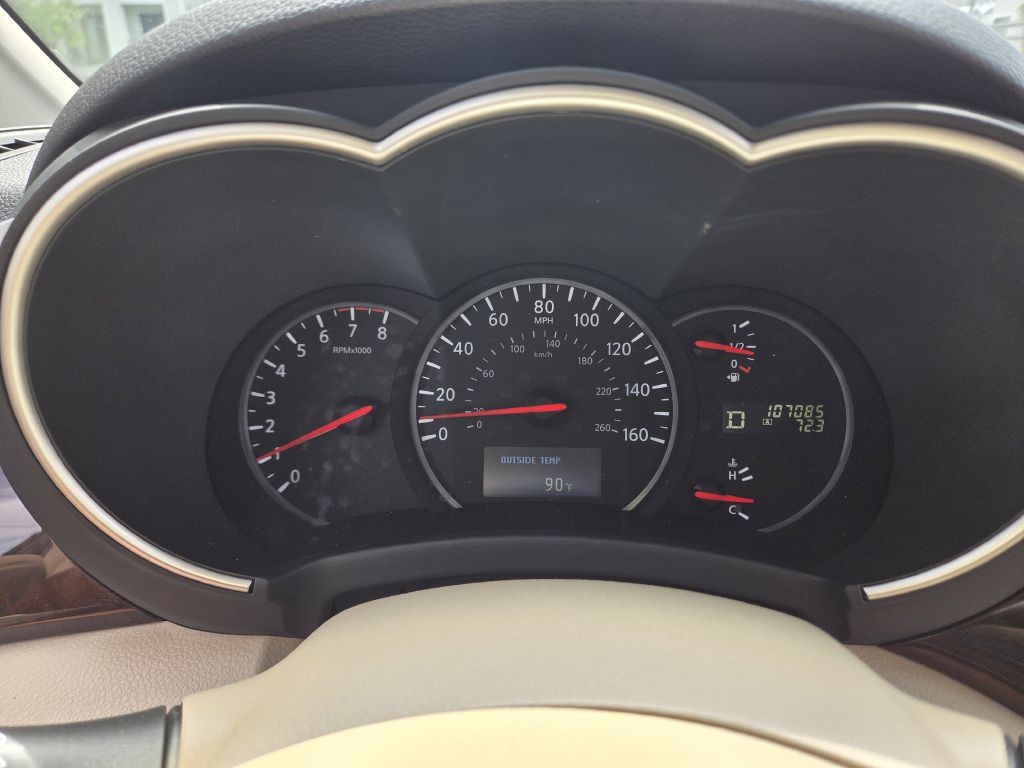 2013 Nissan Quest Image 15
