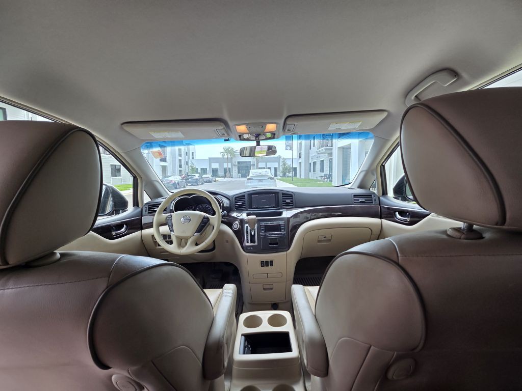 2013 Nissan Quest Image 16