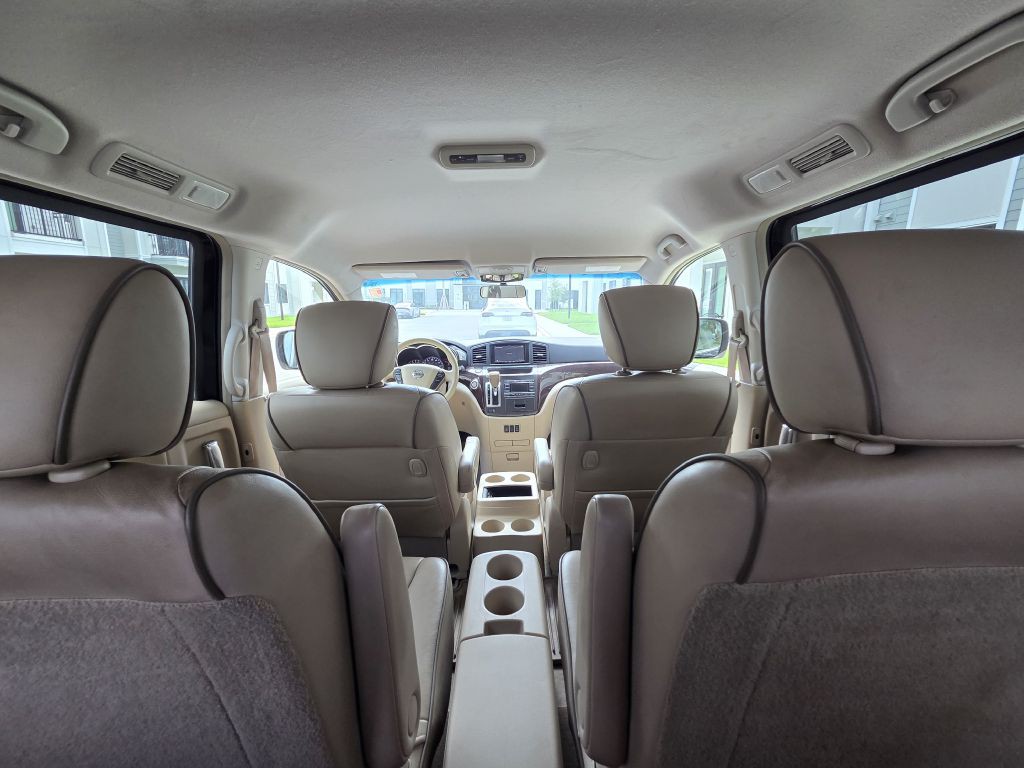 2013 Nissan Quest Image 30