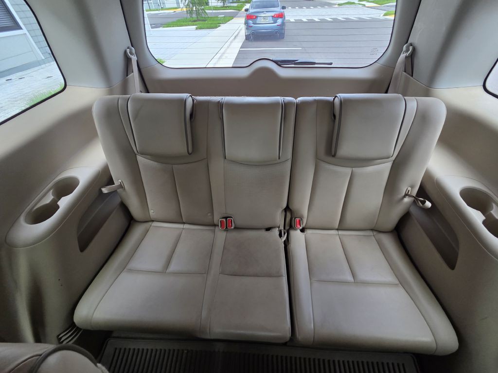 2013 Nissan Quest Image 35
