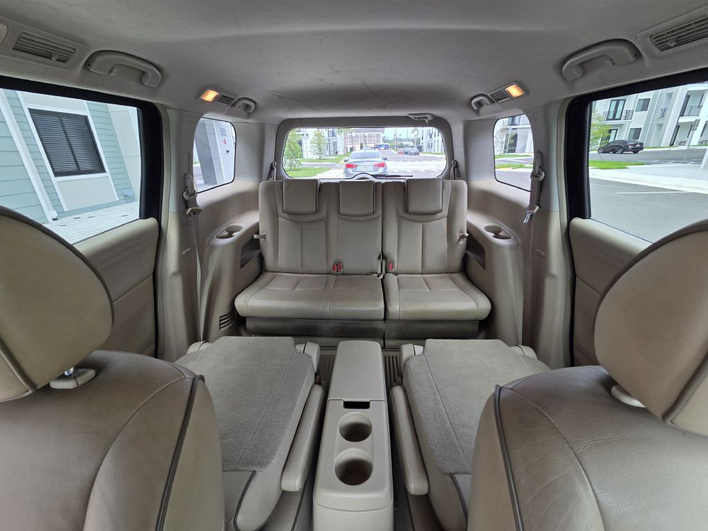 2013 Nissan Quest Image 36