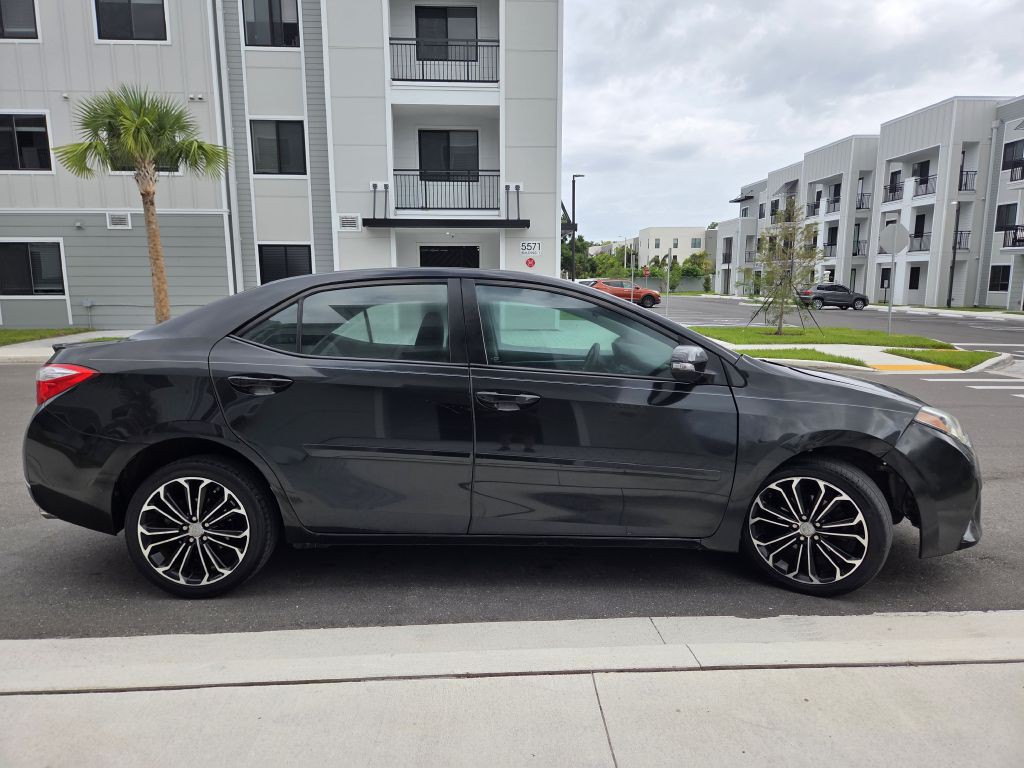2014 Toyota Corolla Image 4