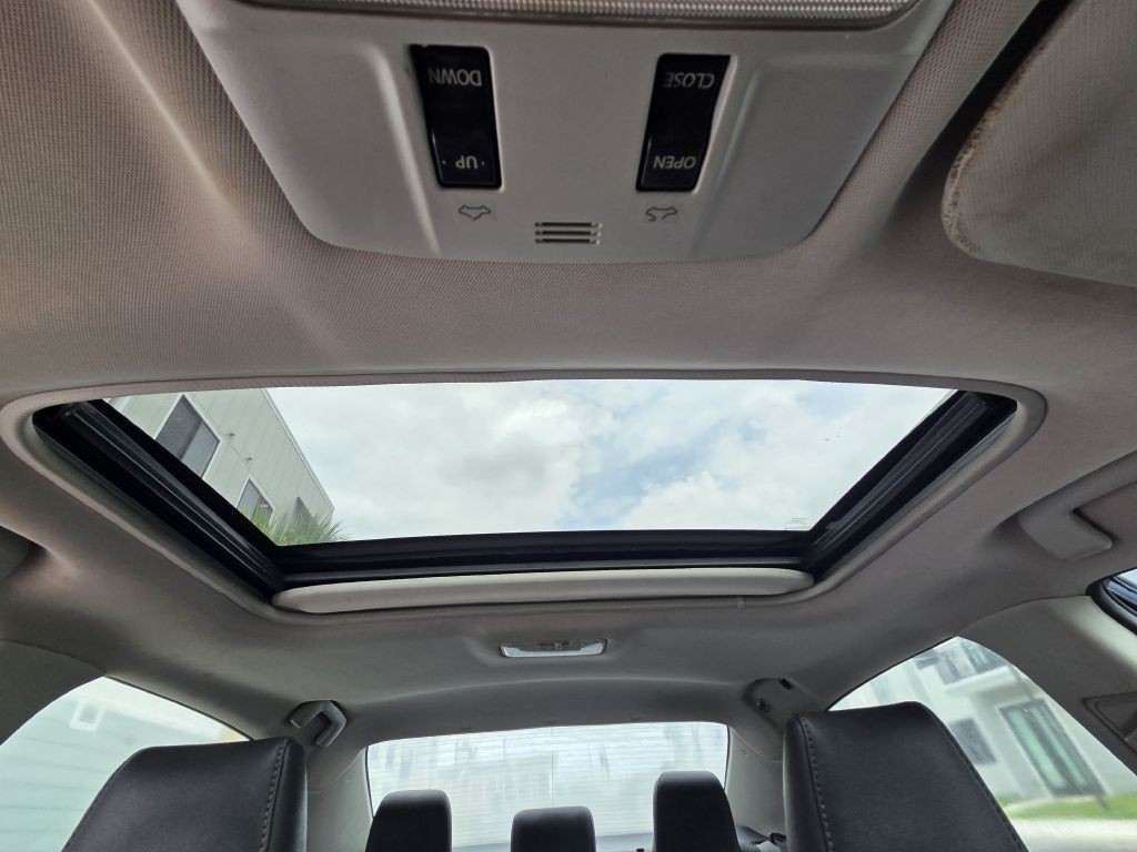 2014 Toyota Corolla Image 30