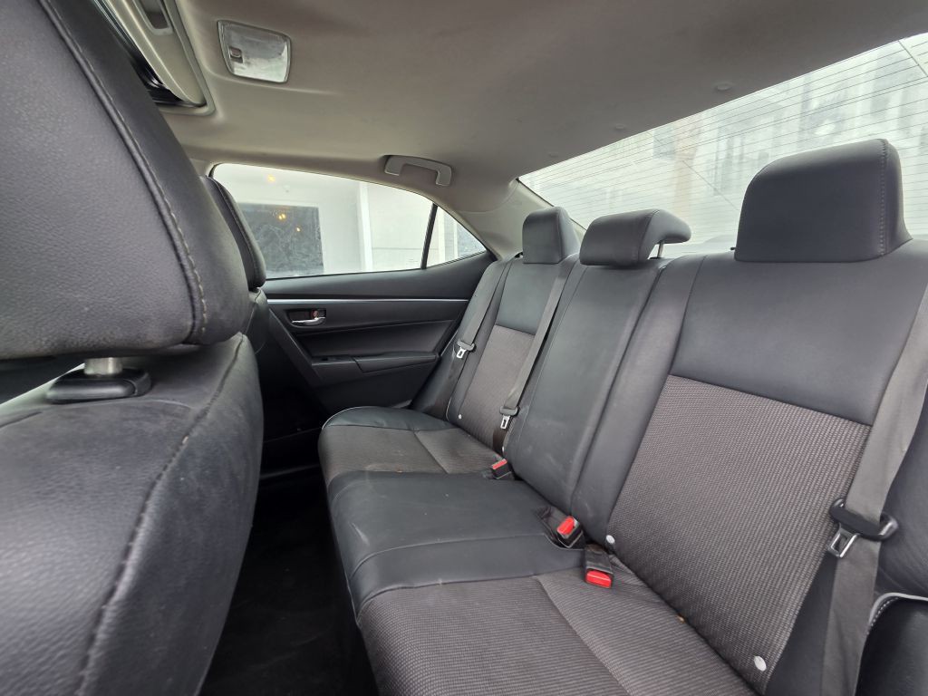 2014 Toyota Corolla Image 38