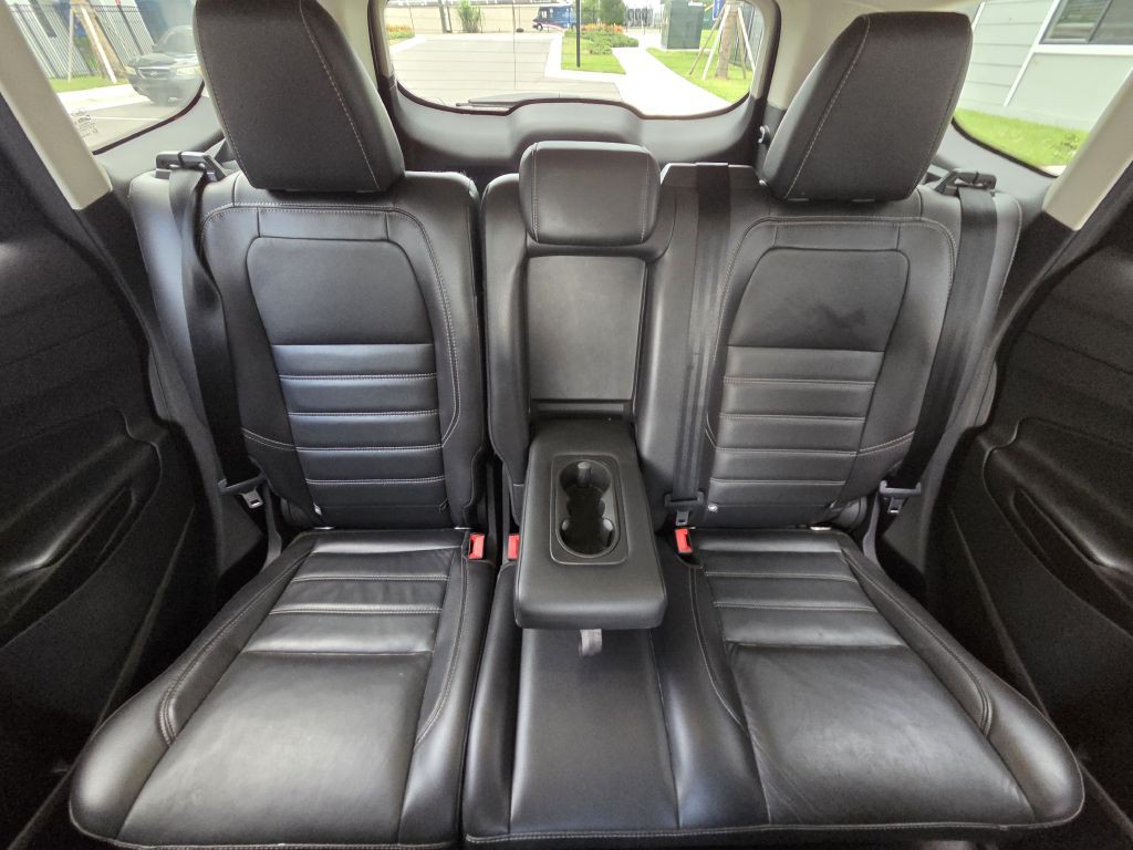 2017 Ford Escape Image 28