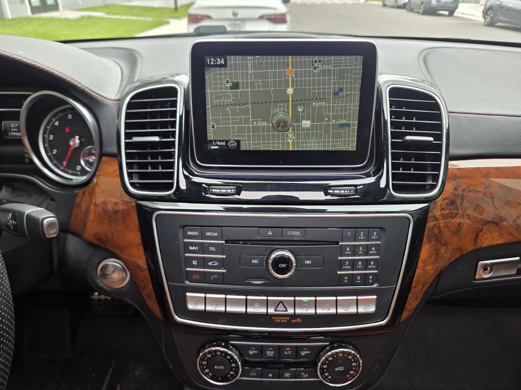 2016 Mercedes-Benz GLE-Class Image 25