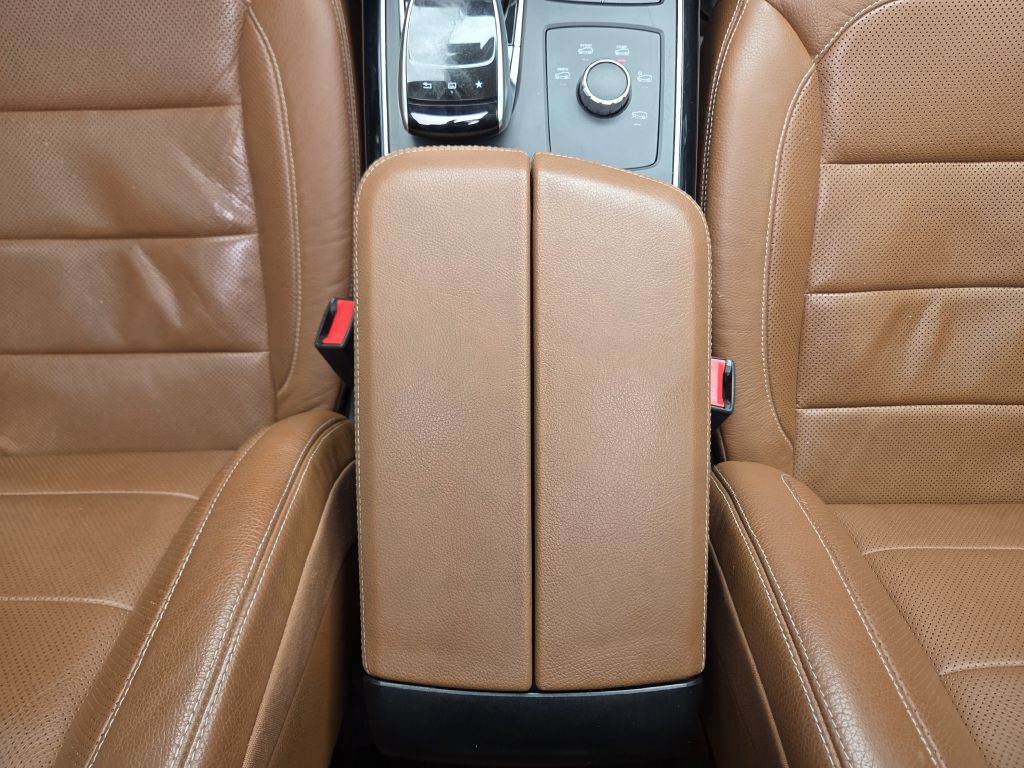 2016 Mercedes-Benz GLE-Class Image 32