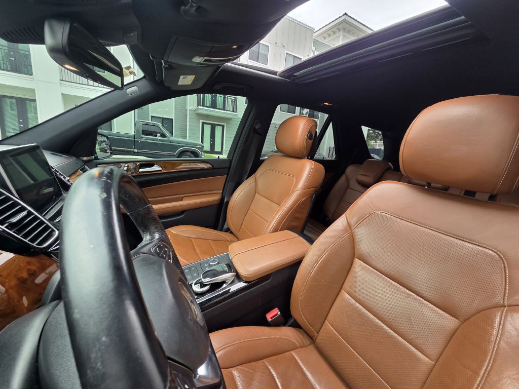 2016 Mercedes-Benz GLE-Class Image 36
