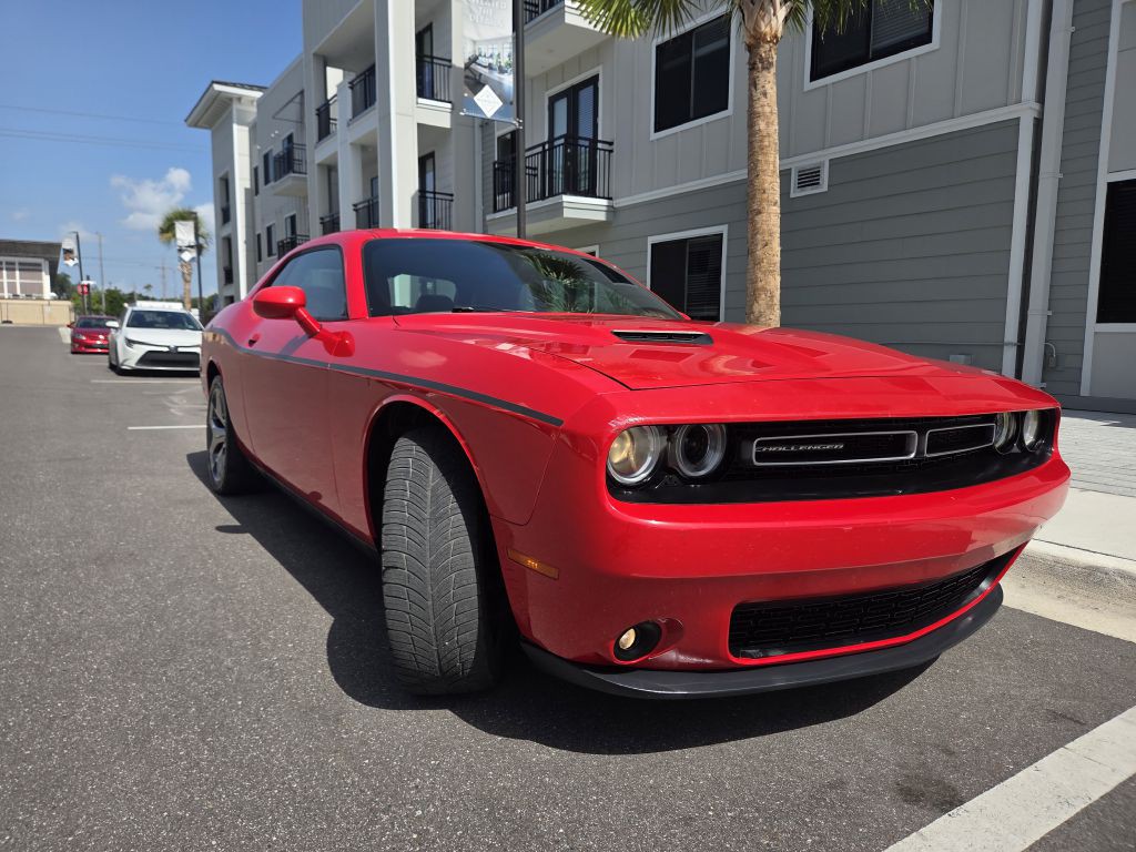 2015 Dodge Challenger Image 4