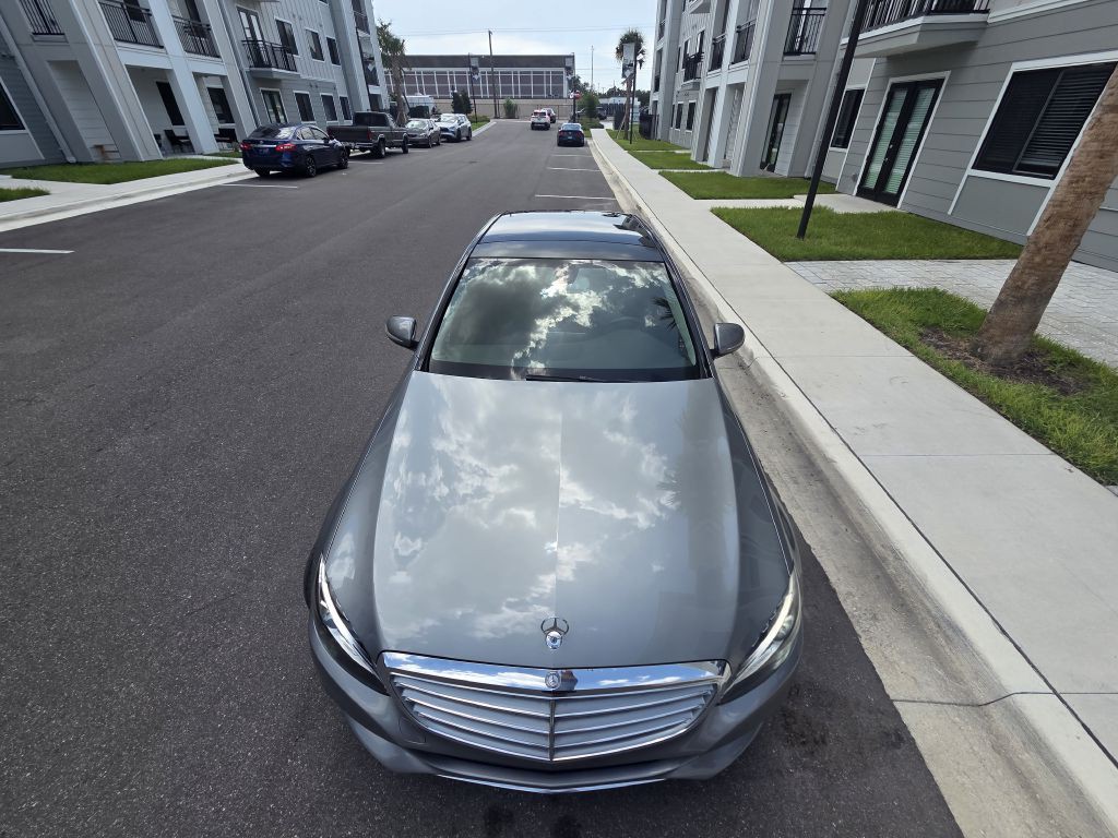 2015 Mercedes-Benz C-Class Image 3