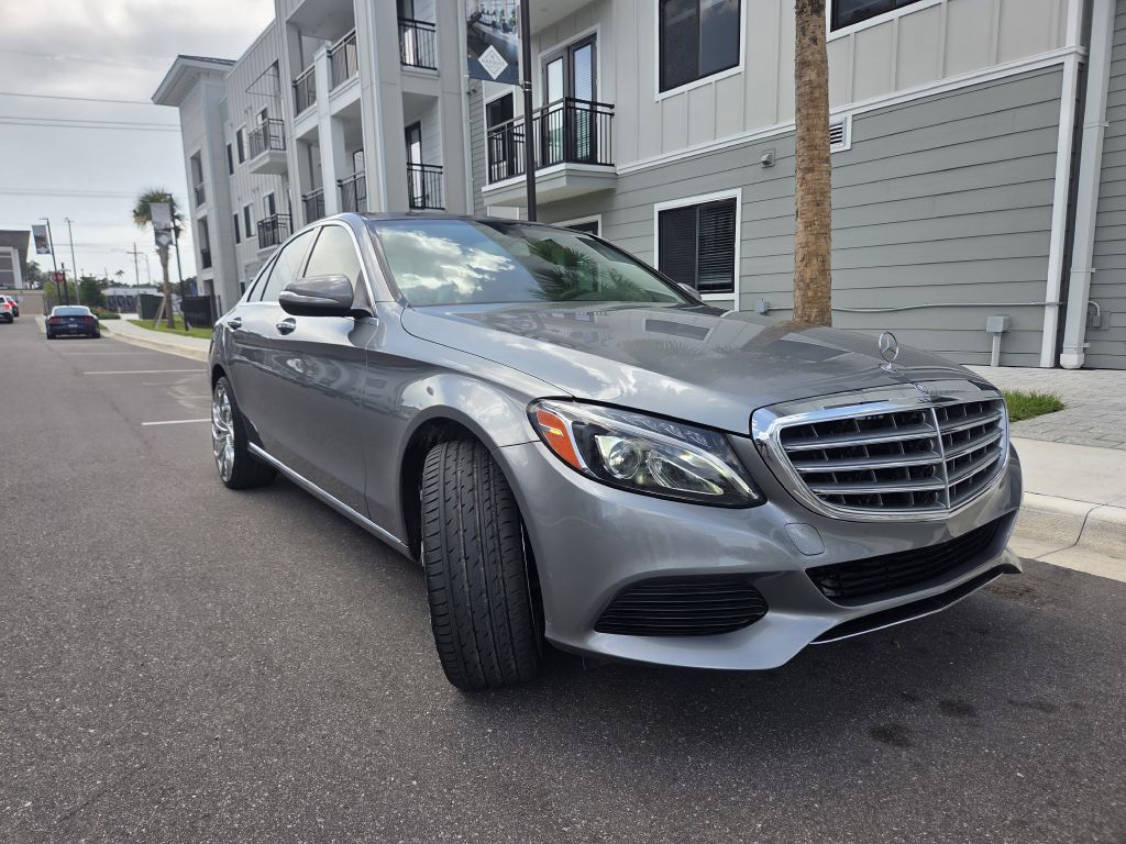 2015 Mercedes-Benz C-Class Image 4