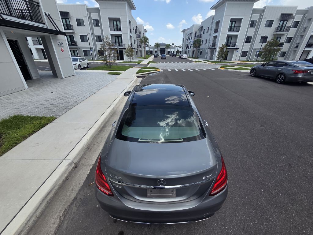 2015 Mercedes-Benz C-Class Image 8