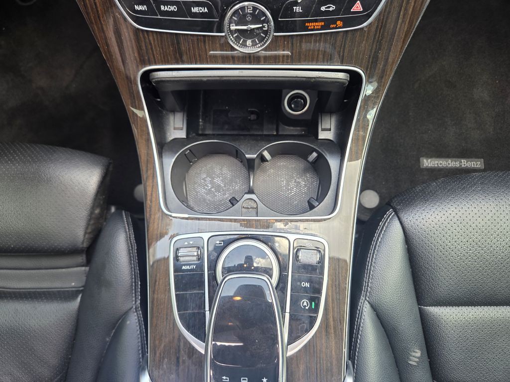 2015 Mercedes-Benz C-Class Image 30