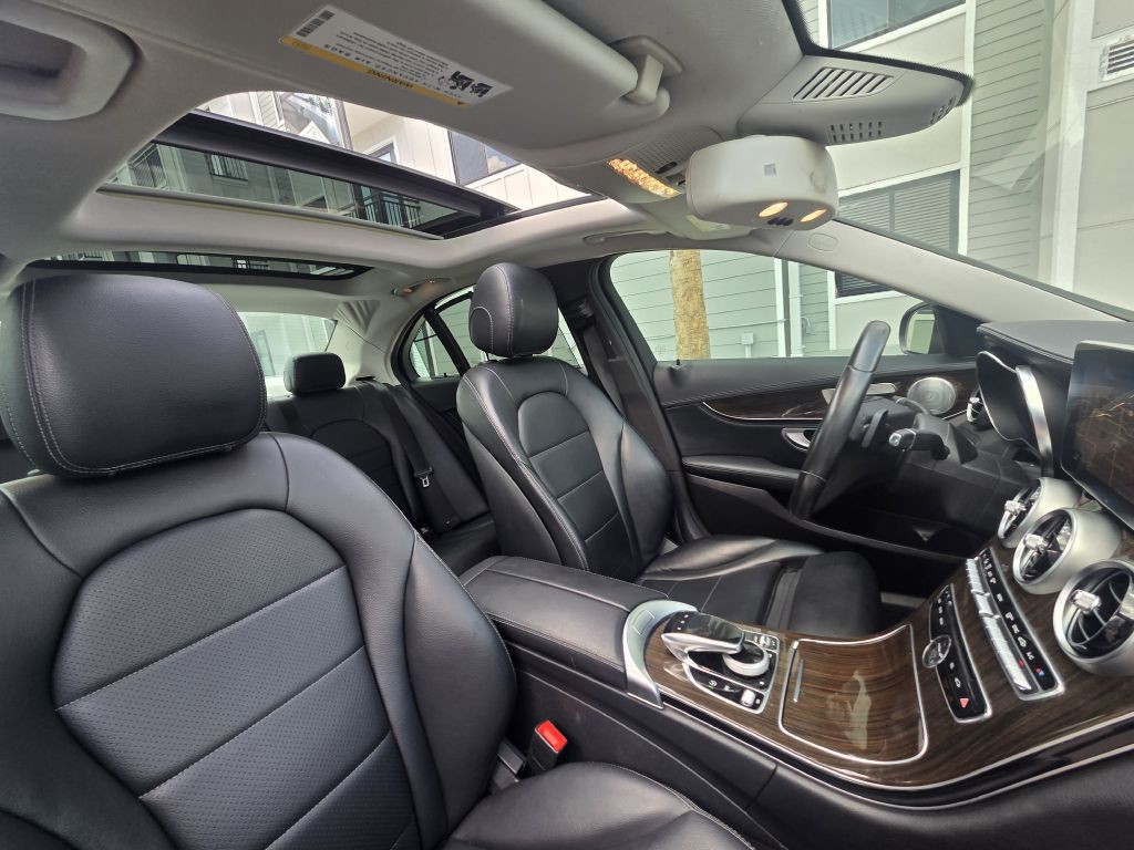 2015 Mercedes-Benz C-Class Image 45